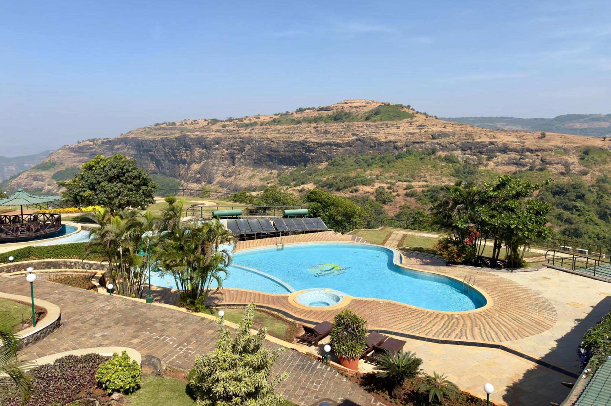 Upper Deck Resort - Stay And Relax At The Highest Peak Lonavala Bagian luar foto