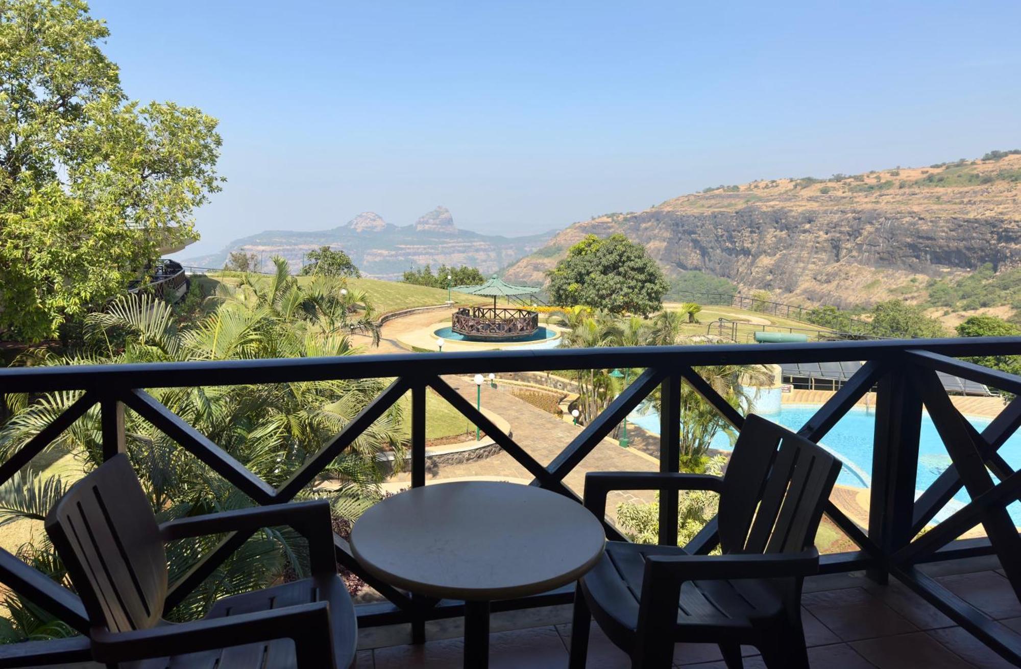 Upper Deck Resort - Stay And Relax At The Highest Peak Lonavala Bagian luar foto