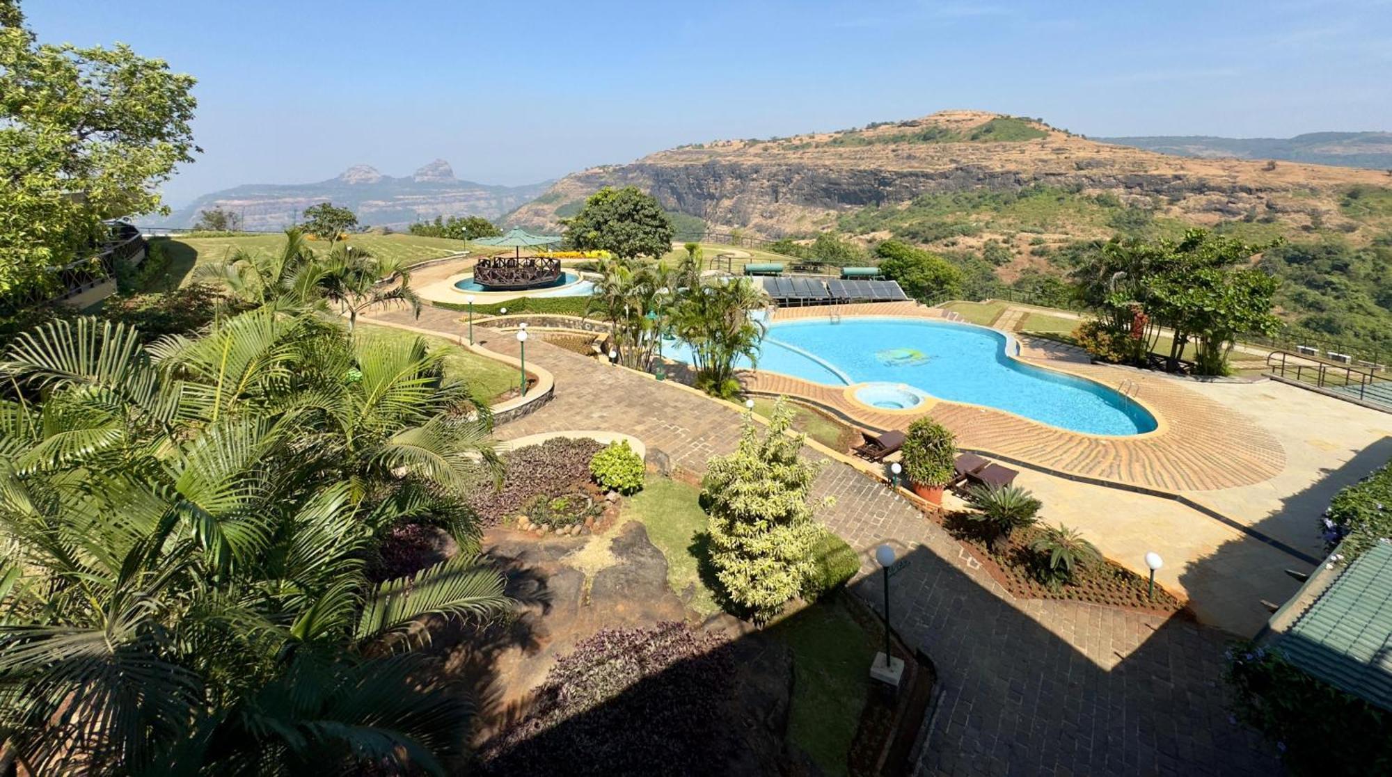 Upper Deck Resort - Stay And Relax At The Highest Peak Lonavala Bagian luar foto