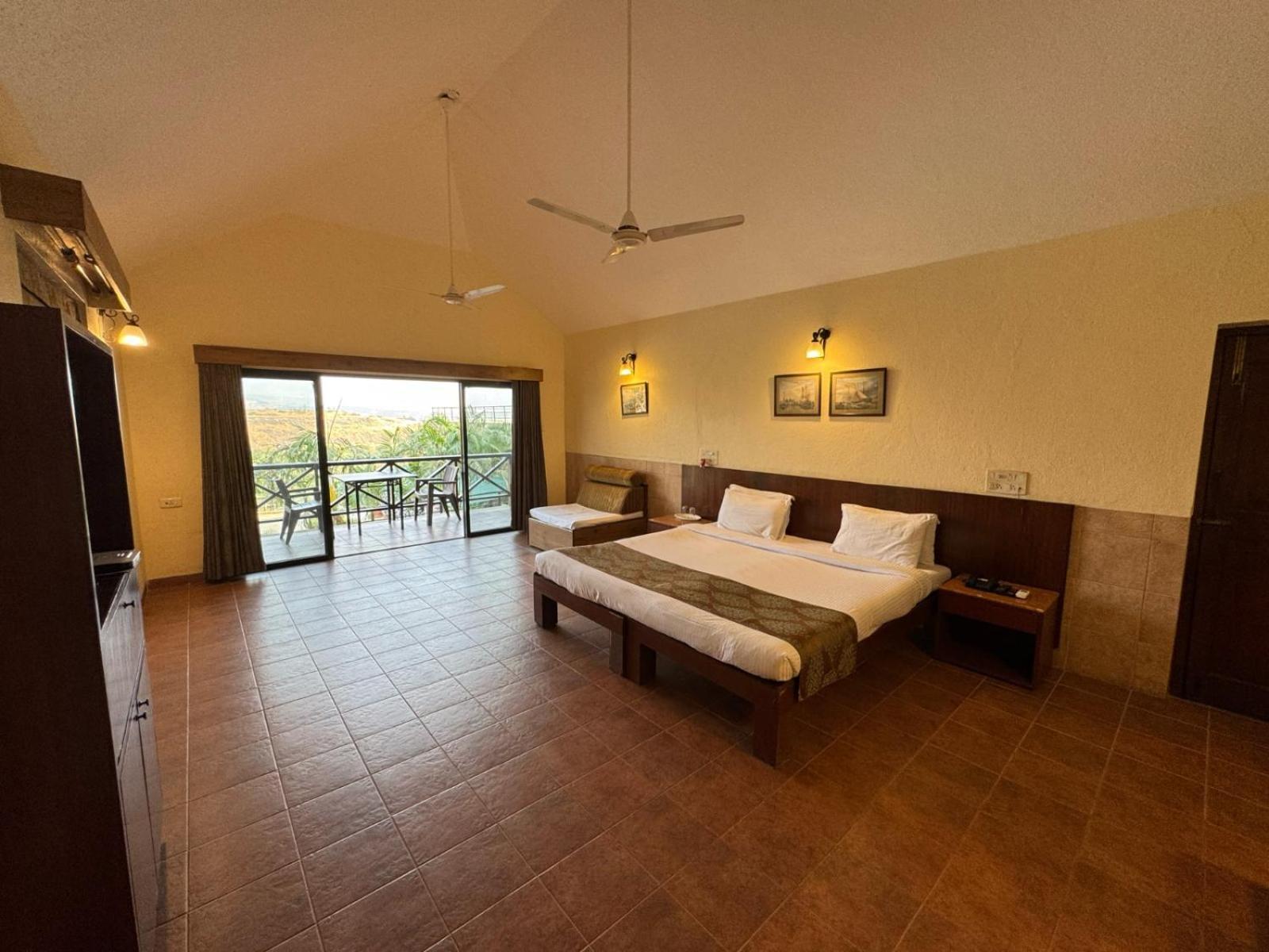 Upper Deck Resort - Stay And Relax At The Highest Peak Lonavala Bagian luar foto