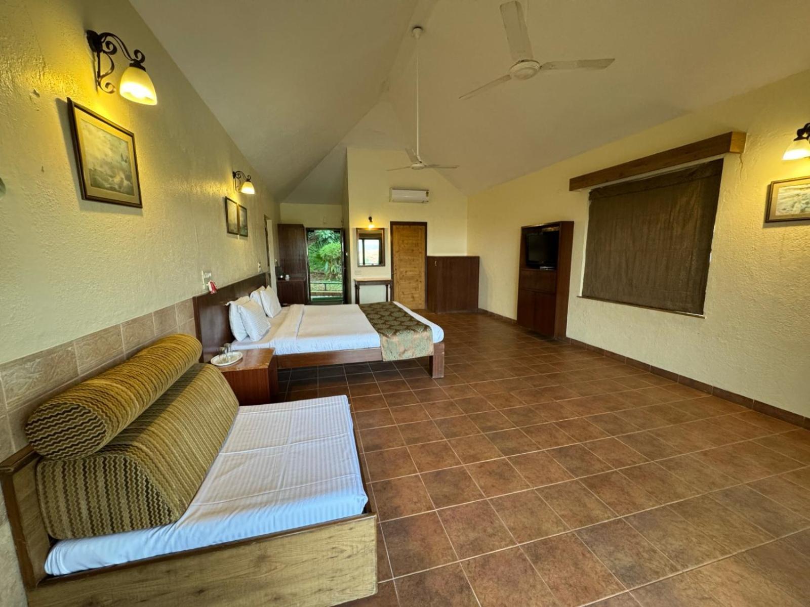 Upper Deck Resort - Stay And Relax At The Highest Peak Lonavala Bagian luar foto