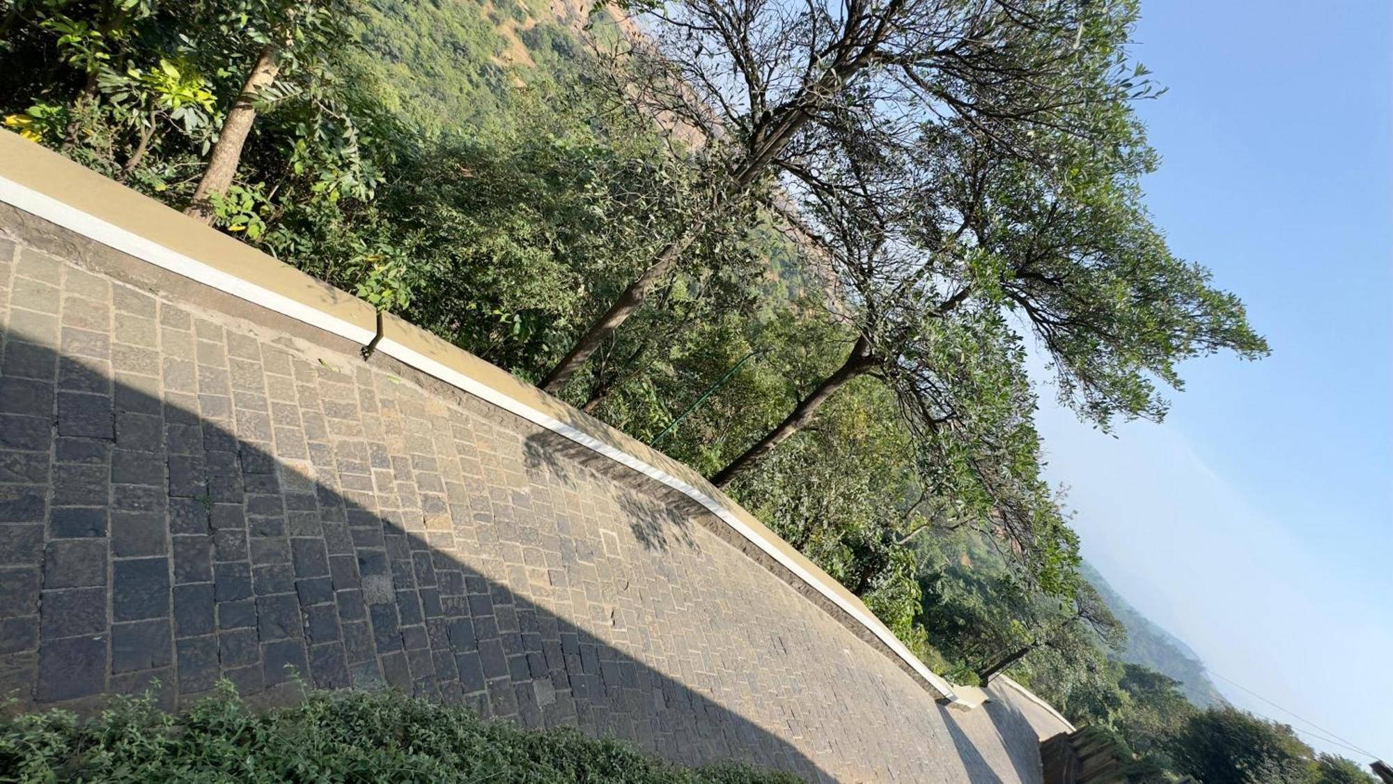 Upper Deck Resort - Stay And Relax At The Highest Peak Lonavala Bagian luar foto