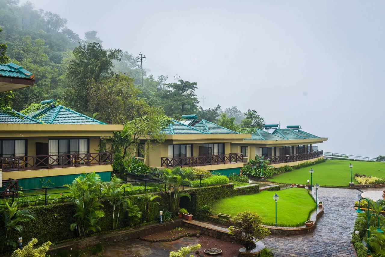 Upper Deck Resort - Stay And Relax At The Highest Peak Lonavala Bagian luar foto
