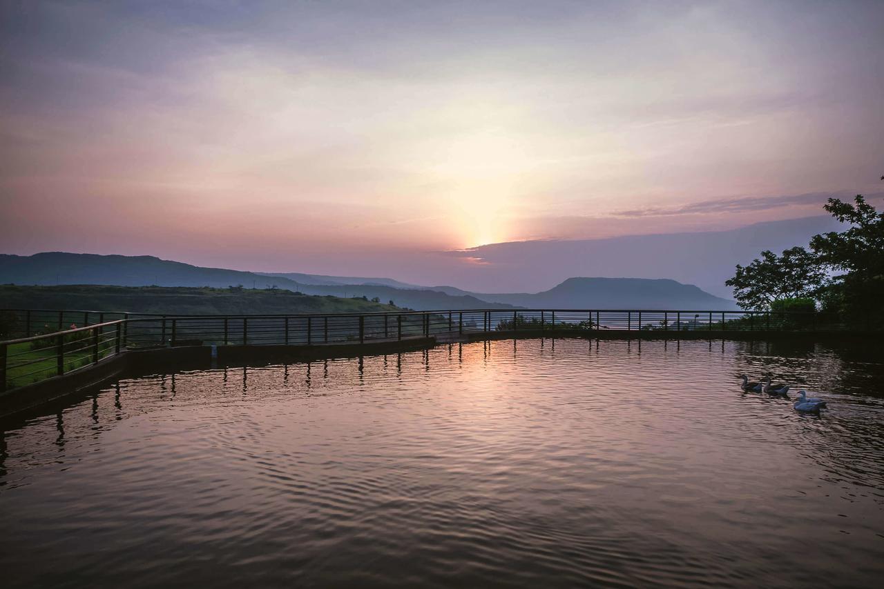 Upper Deck Resort - Stay And Relax At The Highest Peak Lonavala Bagian luar foto